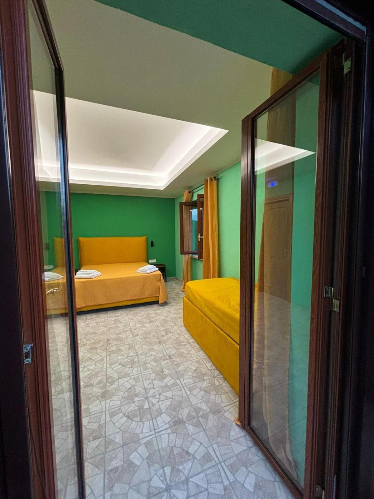 Domus Arco Romano Guest House イトリ エクステリア 写真