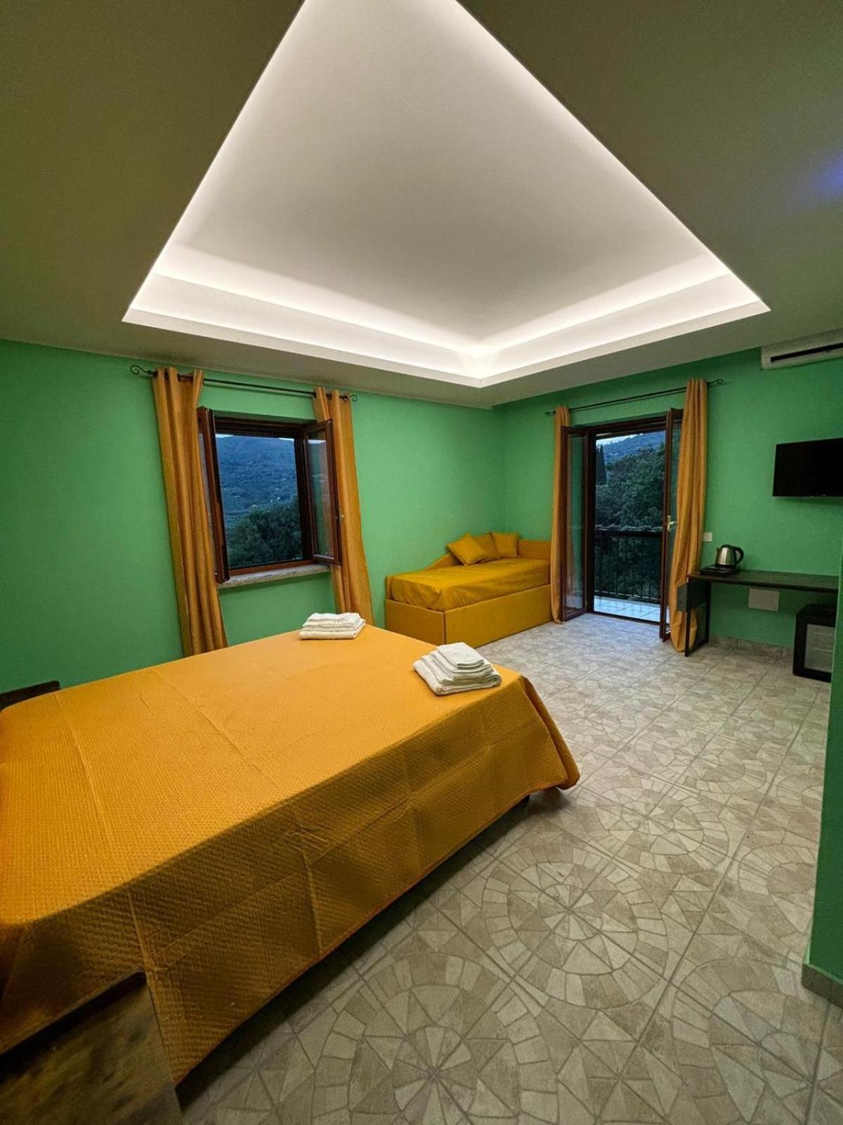 Domus Arco Romano Guest House イトリ エクステリア 写真