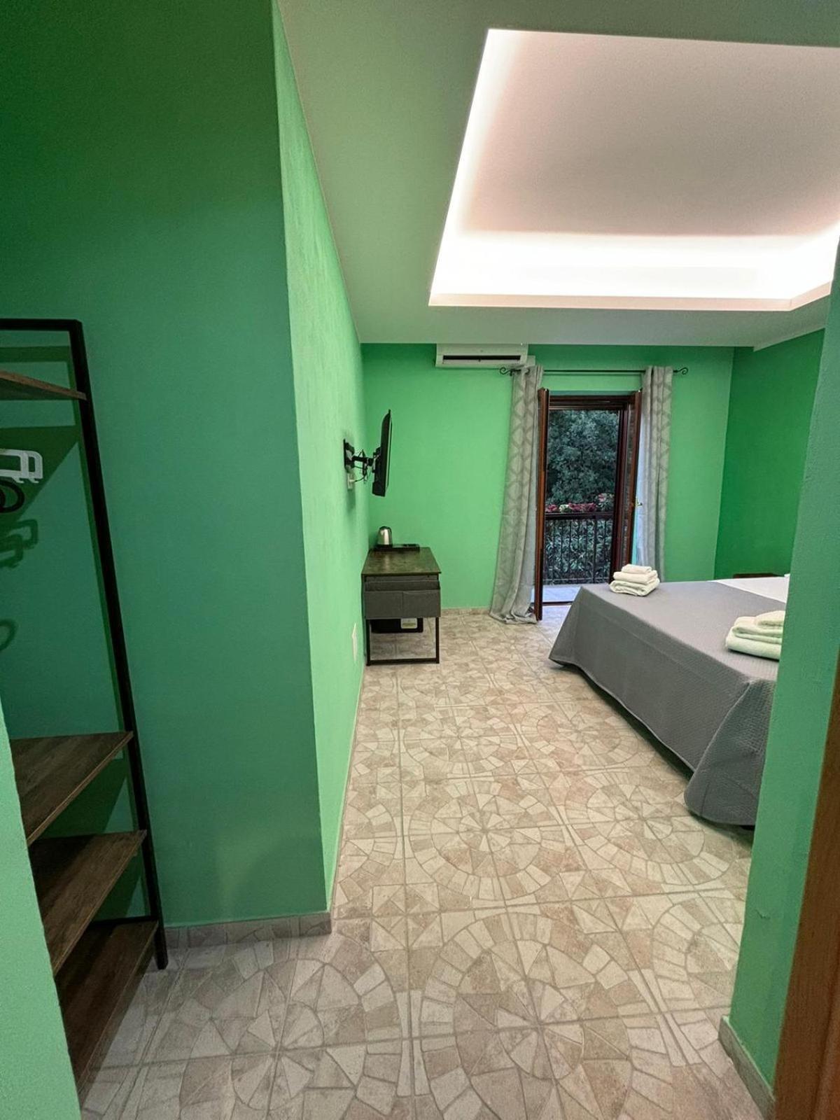 Domus Arco Romano Guest House イトリ エクステリア 写真