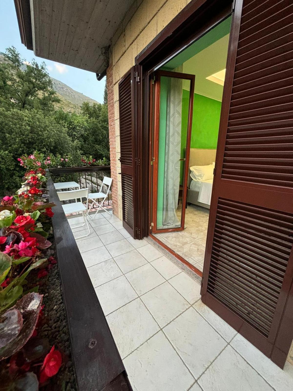 Domus Arco Romano Guest House イトリ エクステリア 写真