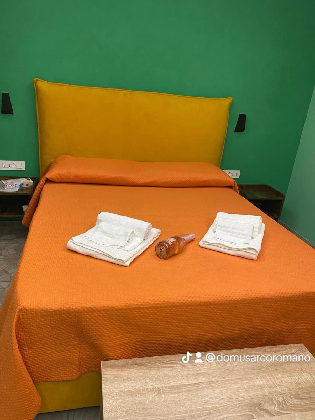 Domus Arco Romano Guest House イトリ エクステリア 写真